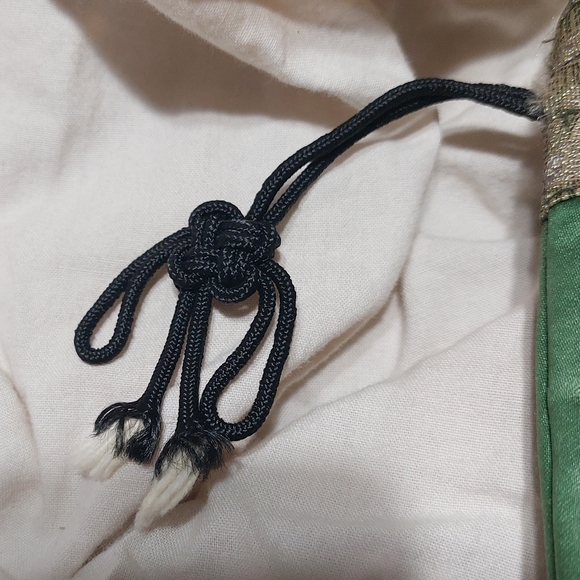 Vintage Chinese Silk Embroidered Bag - Picture 3 of 9